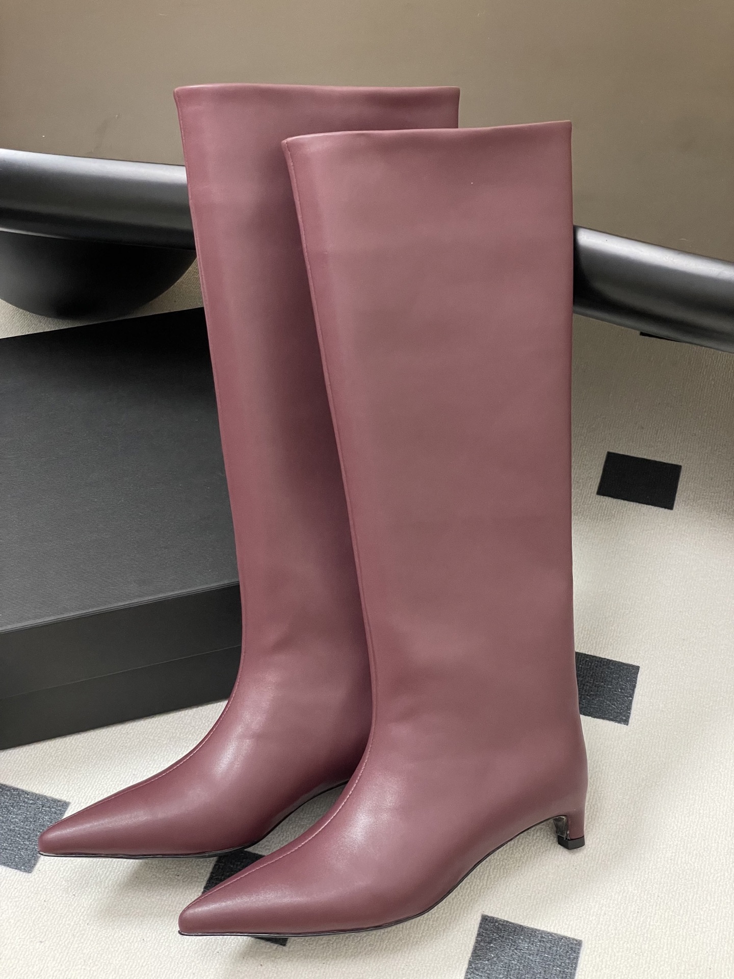 Jill Sander New Autumn/Winter Boots Collection: Stylish, Cozy, Custom Leather, Sheepskin Lined - 图片 4