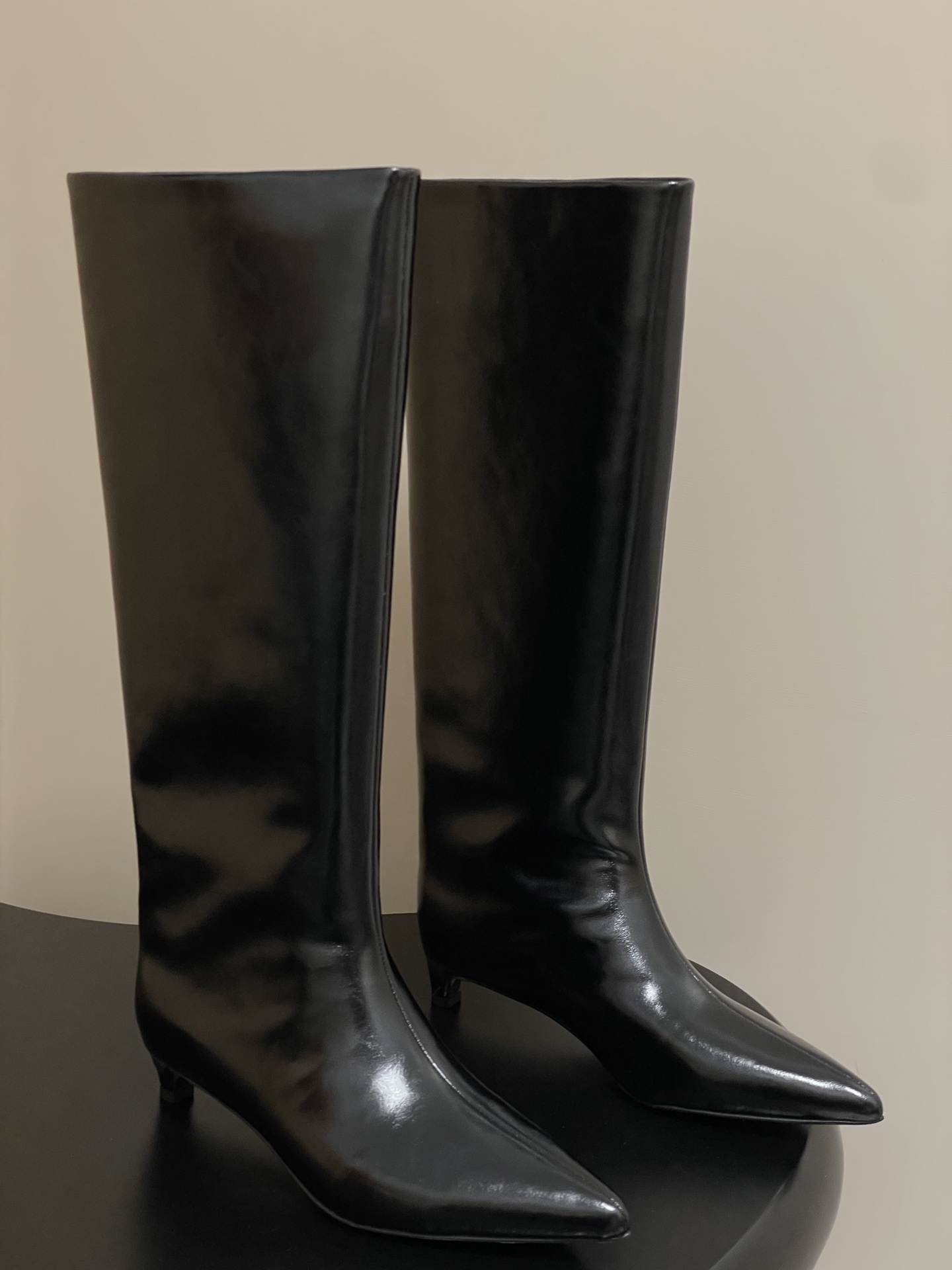 Stylish Sheepskin Short Boots by Jill Sander – New Collection Summary - 图片 1