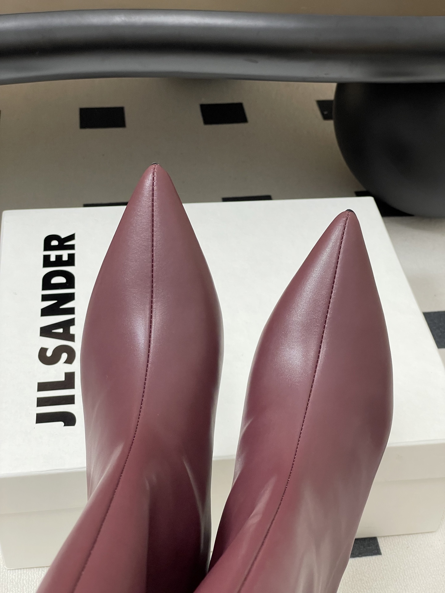 New Autumn/Winter Boots Collection: Stylish, Cozy, Vintage Leather Boots by Jill Sander. - 图片 9