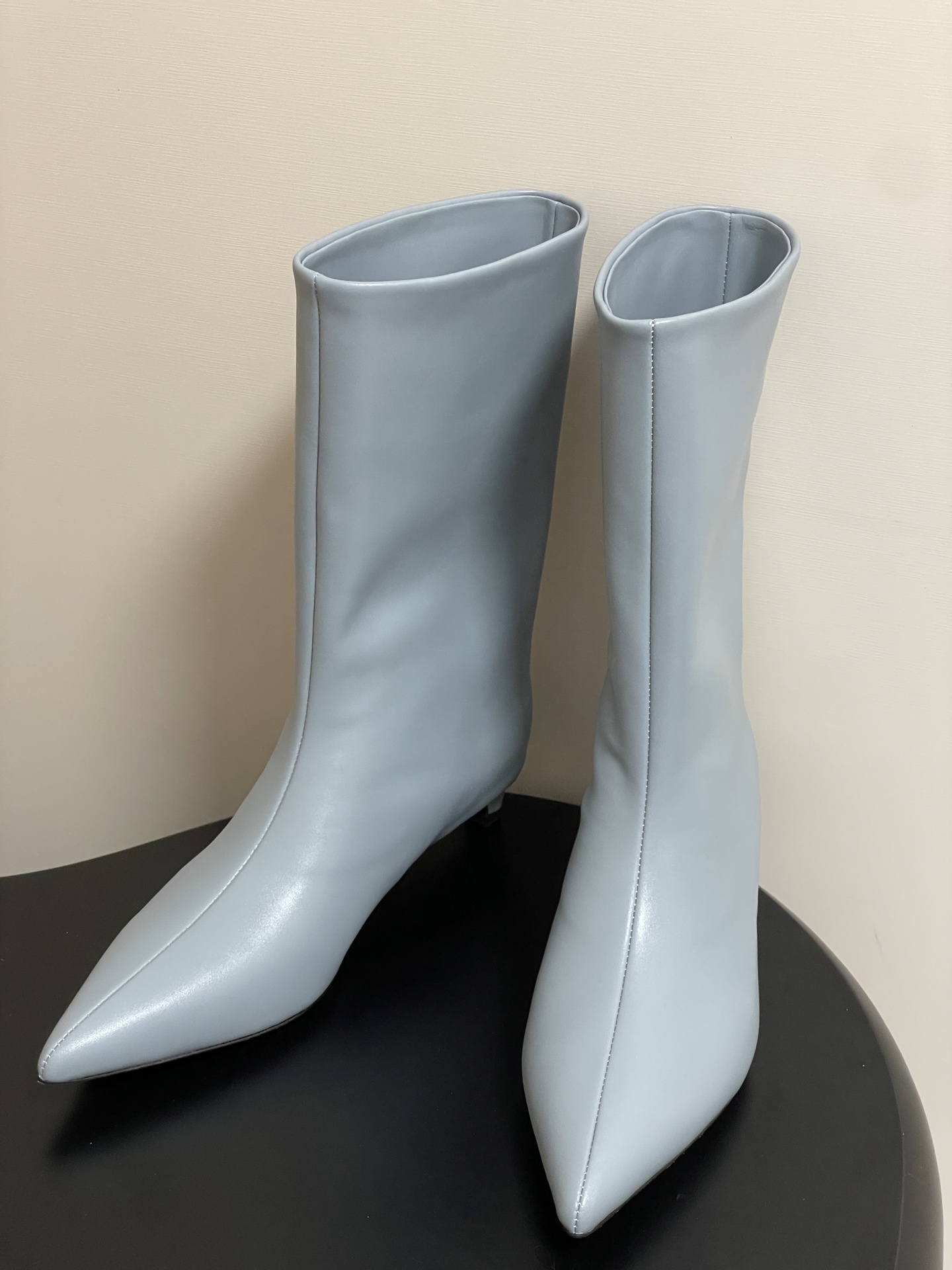 Stylish Jill Sander Short Boots with Sheepskin Interior and Italian Soles - 图片 2