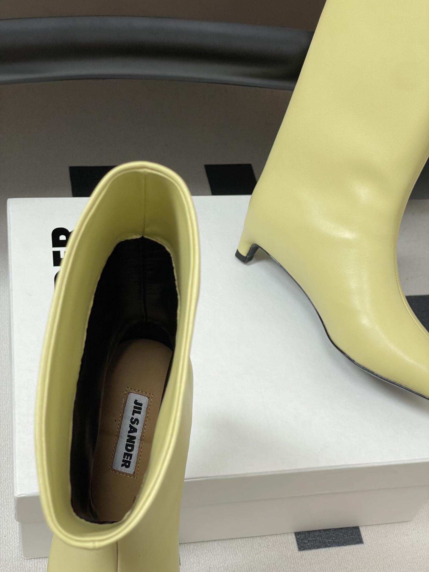 Stylish Sheepskin Boots by Jill Sander: New Autumn/Winter Collection - 图片 7