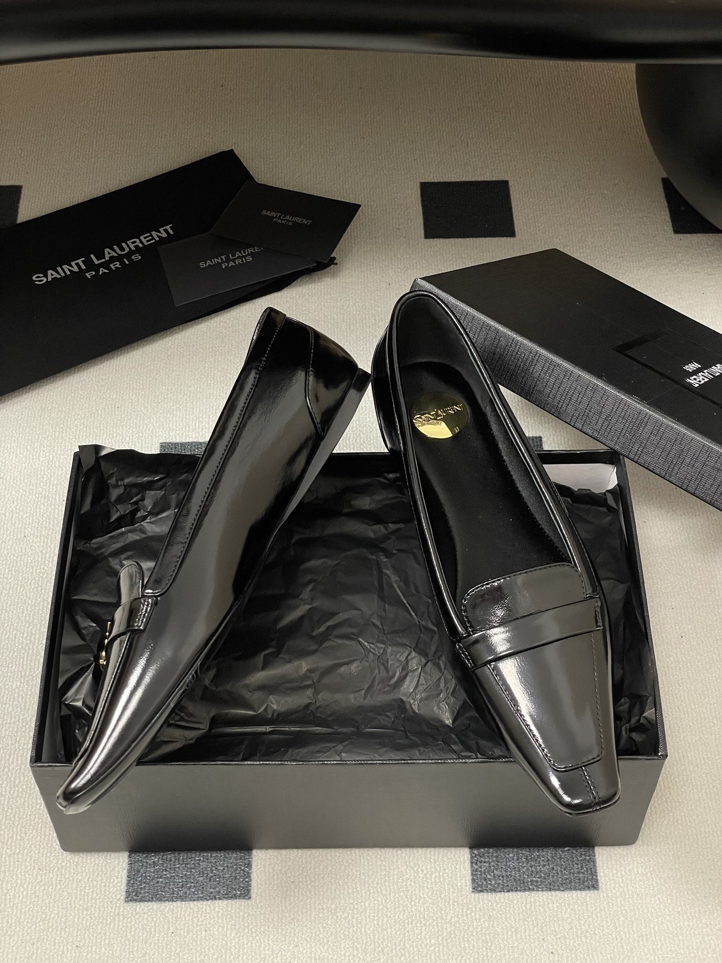 “Saint Laurent 2025 Ballerina Shoes: Leather and Real Silk, Top Quality” - 图片 6
