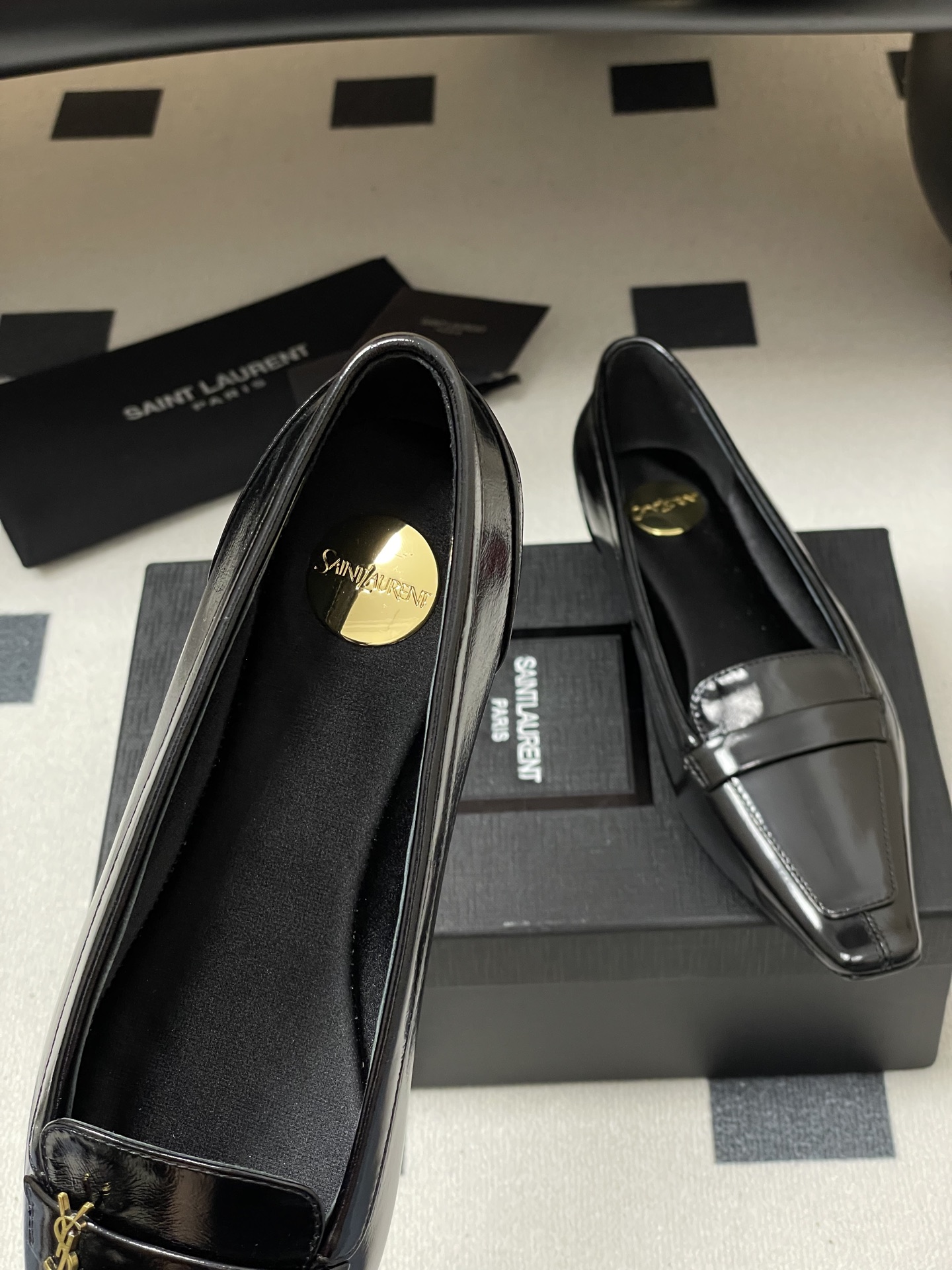“Saint Laurent 2025 Ballerina Shoes: Leather and Real Silk, Top Quality” - 图片 7