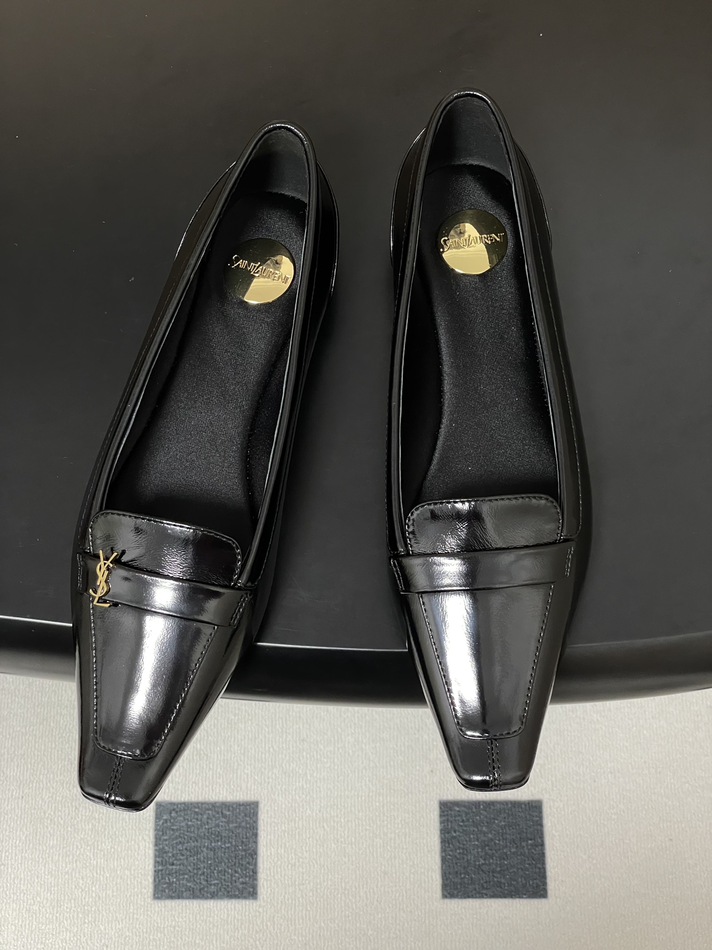 “Saint Laurent 2025 Ballerina Shoes: Leather and Real Silk, Top Quality” - 图片 2