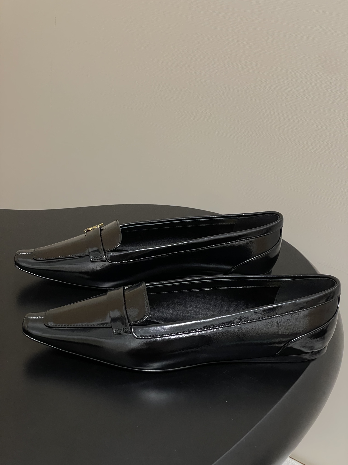 “Saint Laurent 2025 Ballerina Shoes: Leather and Real Silk, Top Quality” - 图片 3