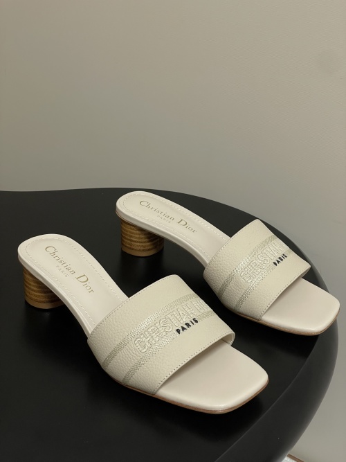 Dior Dway Heeled Slides: Luxurious Leather & Embroidered Elegance 1 Dior Dway Heeled Slides: Luxurious Leather & Embroidered Elegance