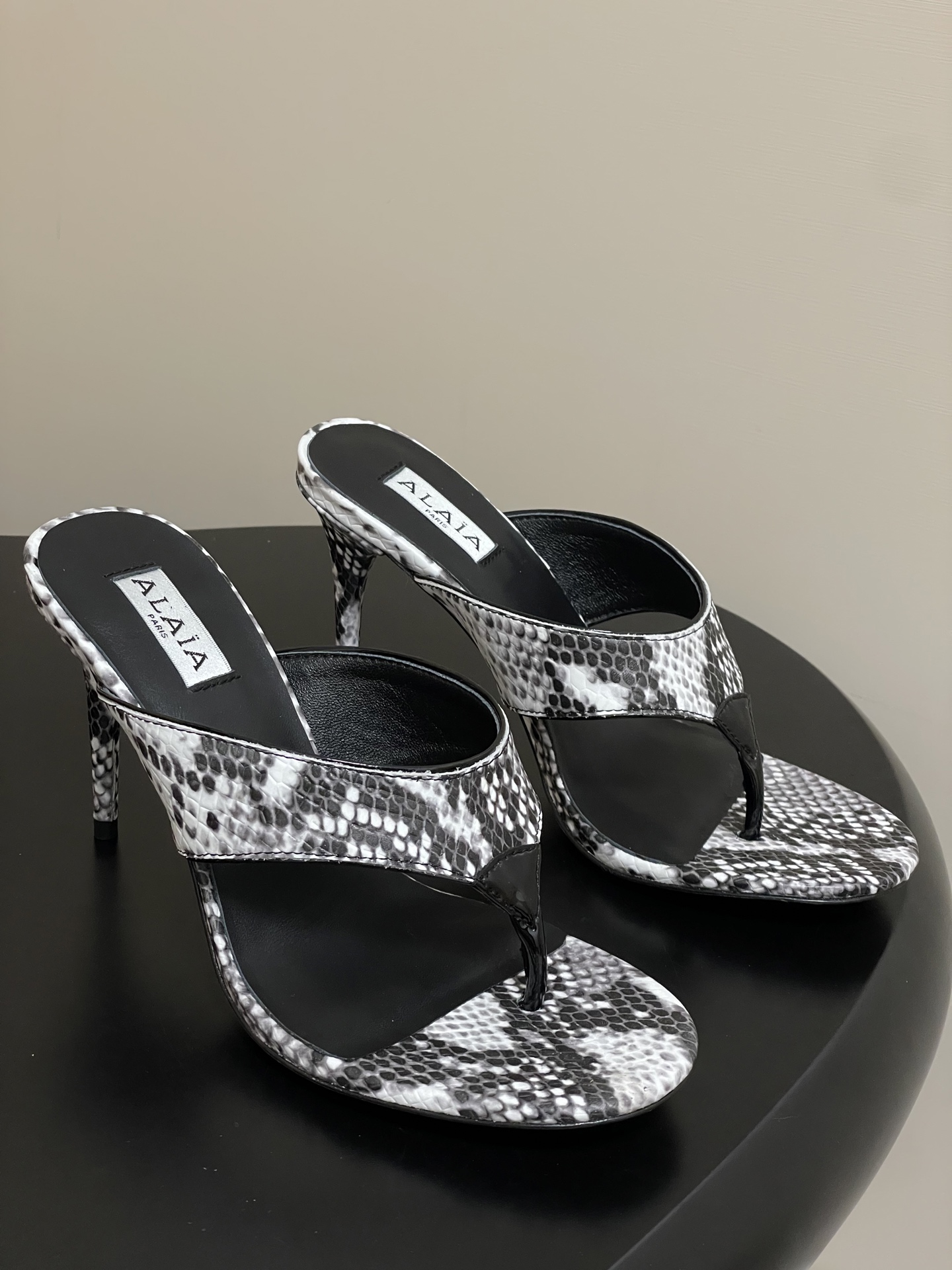 알라이아 신발 120625 Alaia Shoes