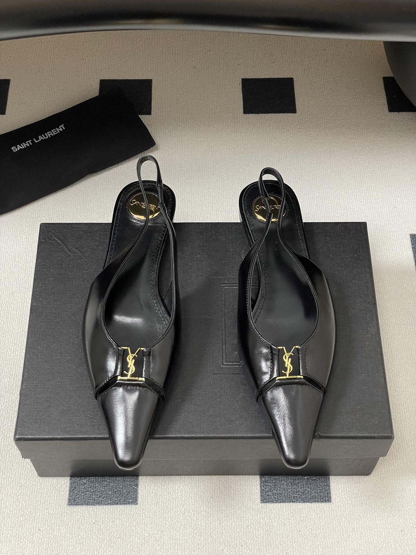“Saint Laurent Women’s Shoes: Luxurious Cow and Sheep Skin, Italian Soles, Sizes 35-39” - 图片 5