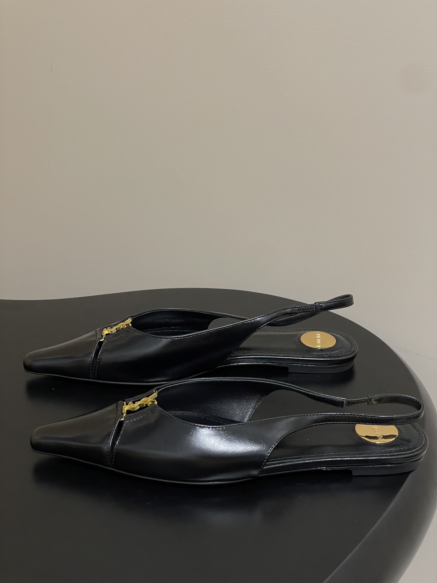 “Saint Laurent Women’s Shoes: Luxurious Cow and Sheep Skin, Italian Soles, Sizes 35-39” - 图片 3