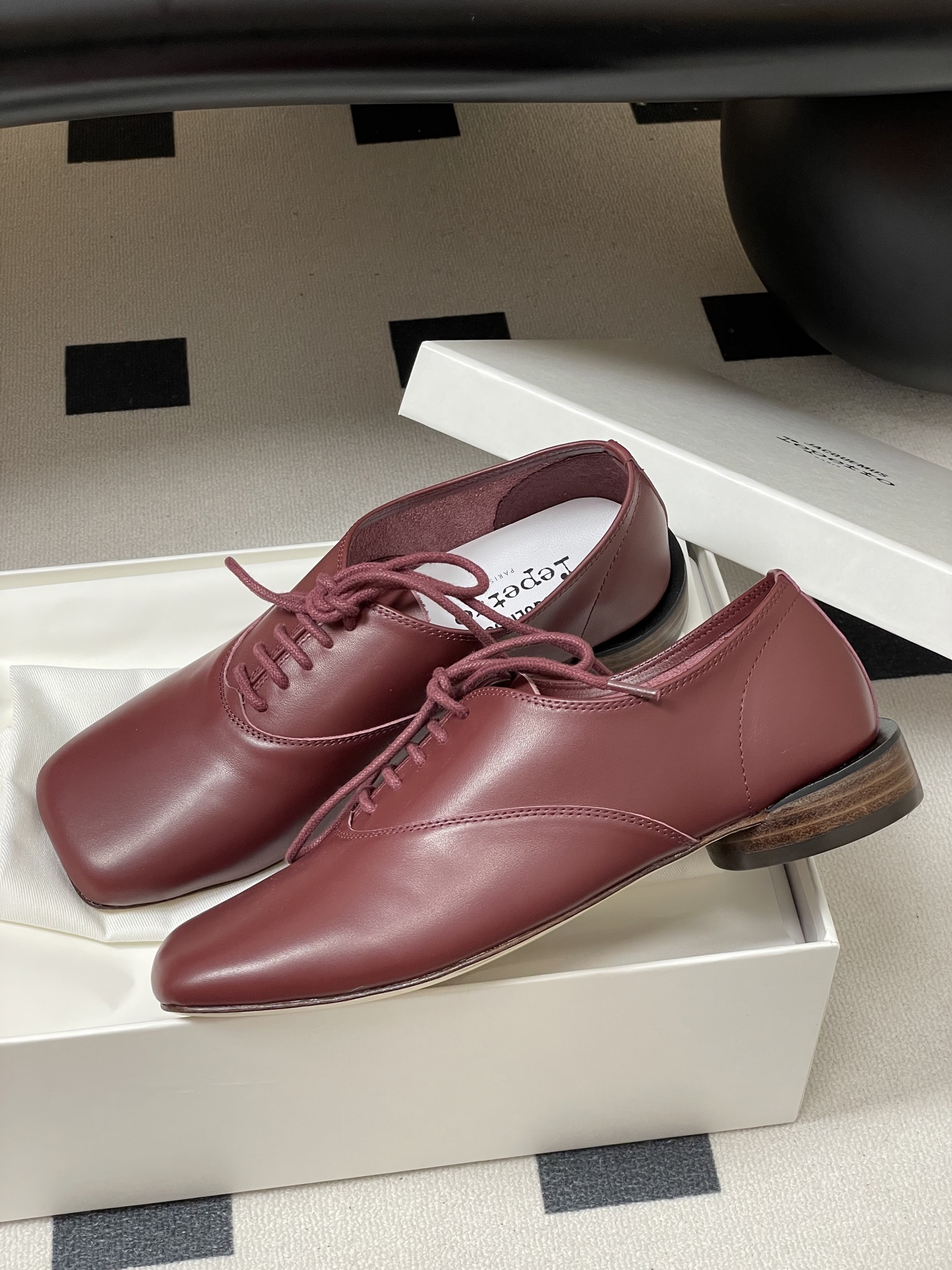 2025 Jacquesquemus x Repetto Ballet Shoes: French Elegance with Sculptural Design - 图片 4