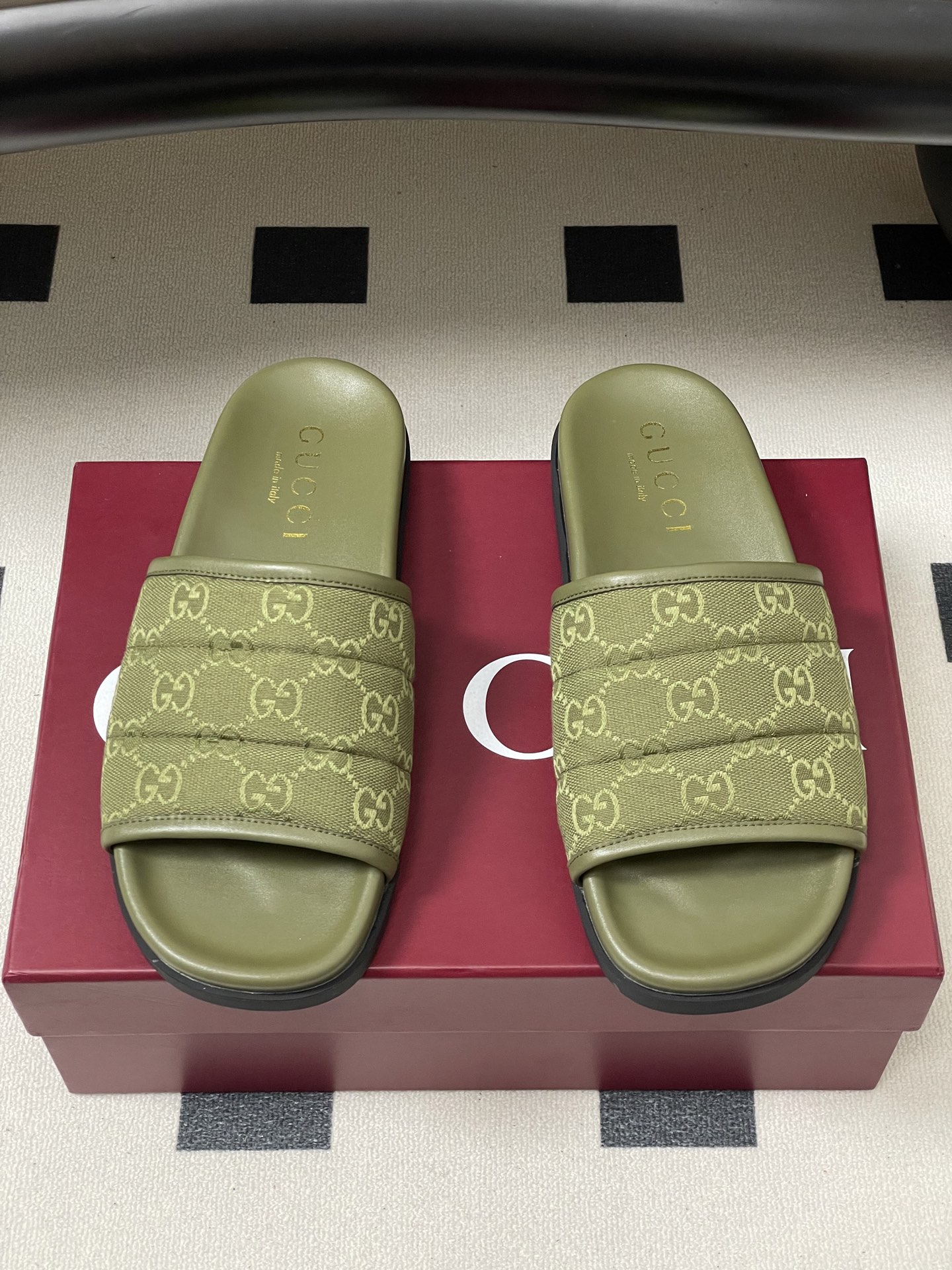 Gucci Lido Double G Logo Espadrille Platform Beach Sandals 6 i1754862750332 1075 0 3