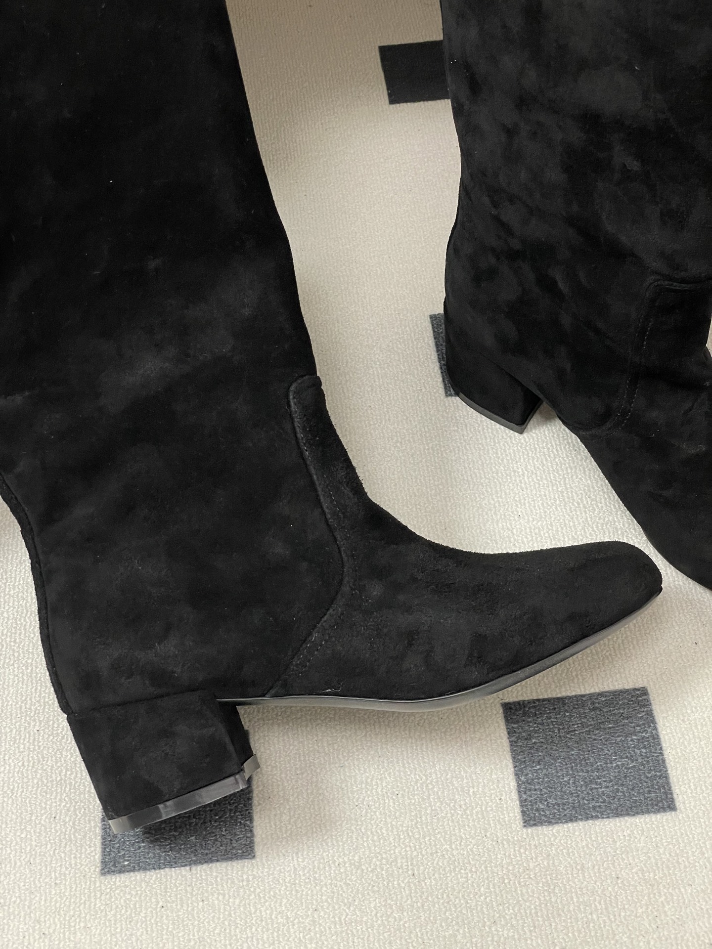 Celine Women's Triomphe Vintage Suede Chunky Heel Ankle Boots 10 i1754941060675 2138 0 8