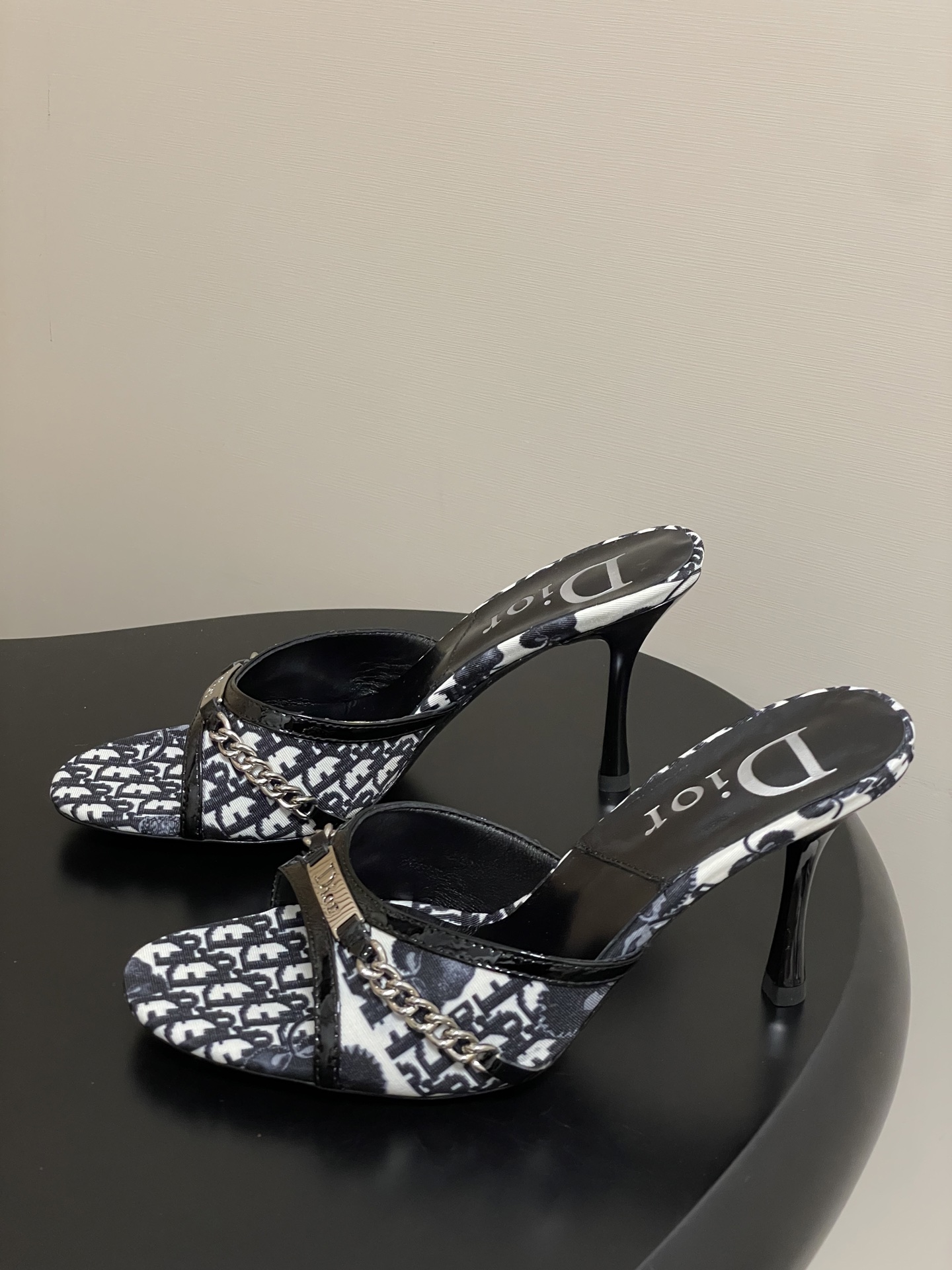 Dior Dior 迪奥 25ss春夏新款中古风链条高跟凉拖鞋