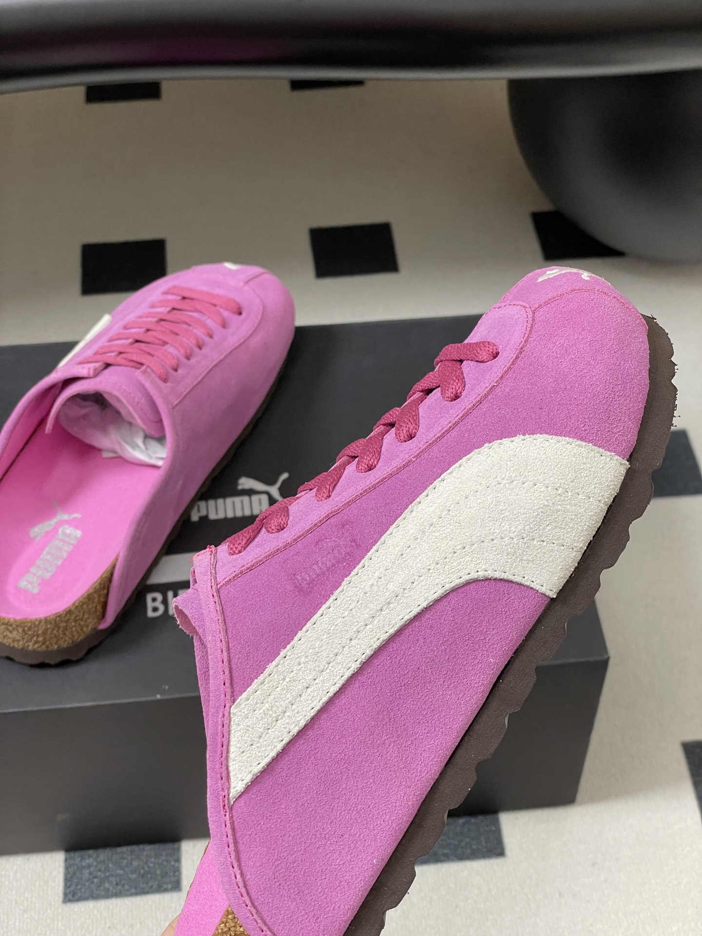 Title: Puma X Birkenstock Joint Ultrasoft Spedcats Collaboration Summary: Puma and Birkenstock partner for soft, unstructured sneakers in Balenciaga-inspired design, featuring flexible - 图片 9