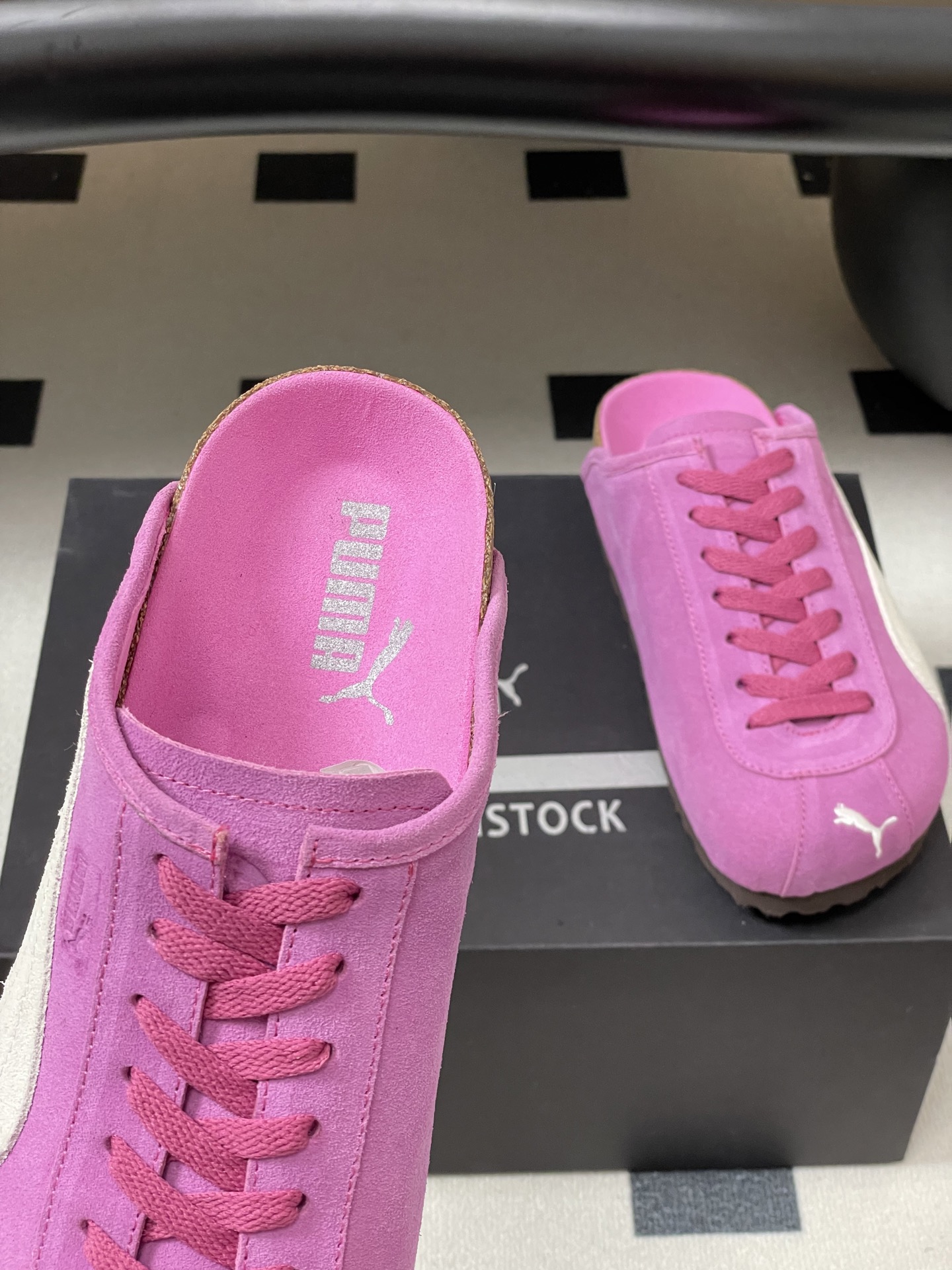 Title: Puma X Birkenstock Joint Ultrasoft Spedcats Collaboration Summary: Puma and Birkenstock partner for soft, unstructured sneakers in Balenciaga-inspired design, featuring flexible - 图片 6