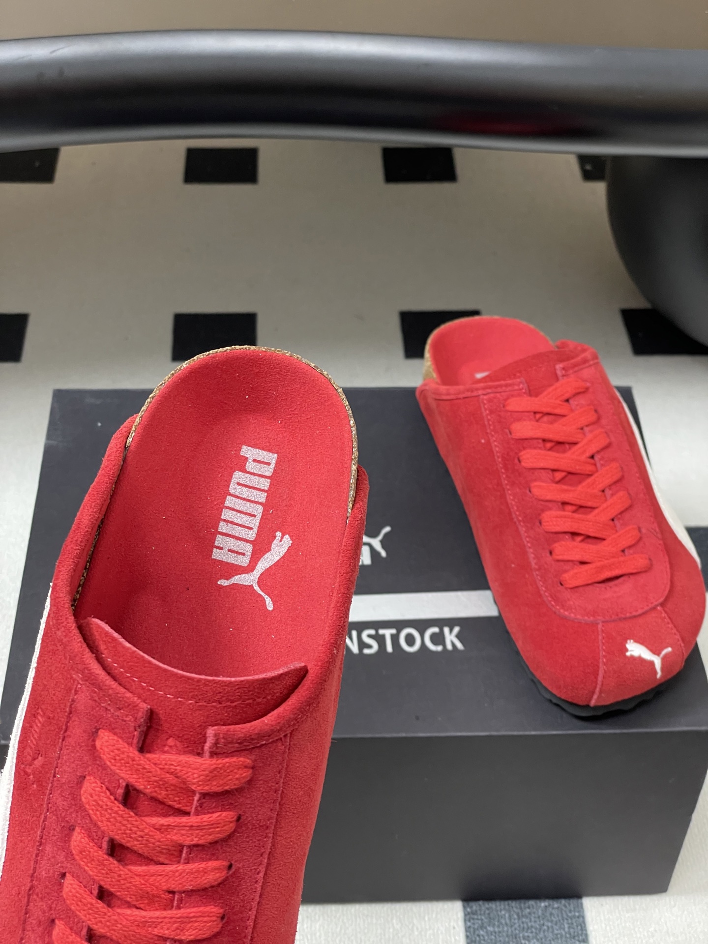 “Puma X Birkenstock Collaboration: Ultra-Soft Spedcat Sneakers with Flexibility and Style” - 图片 7