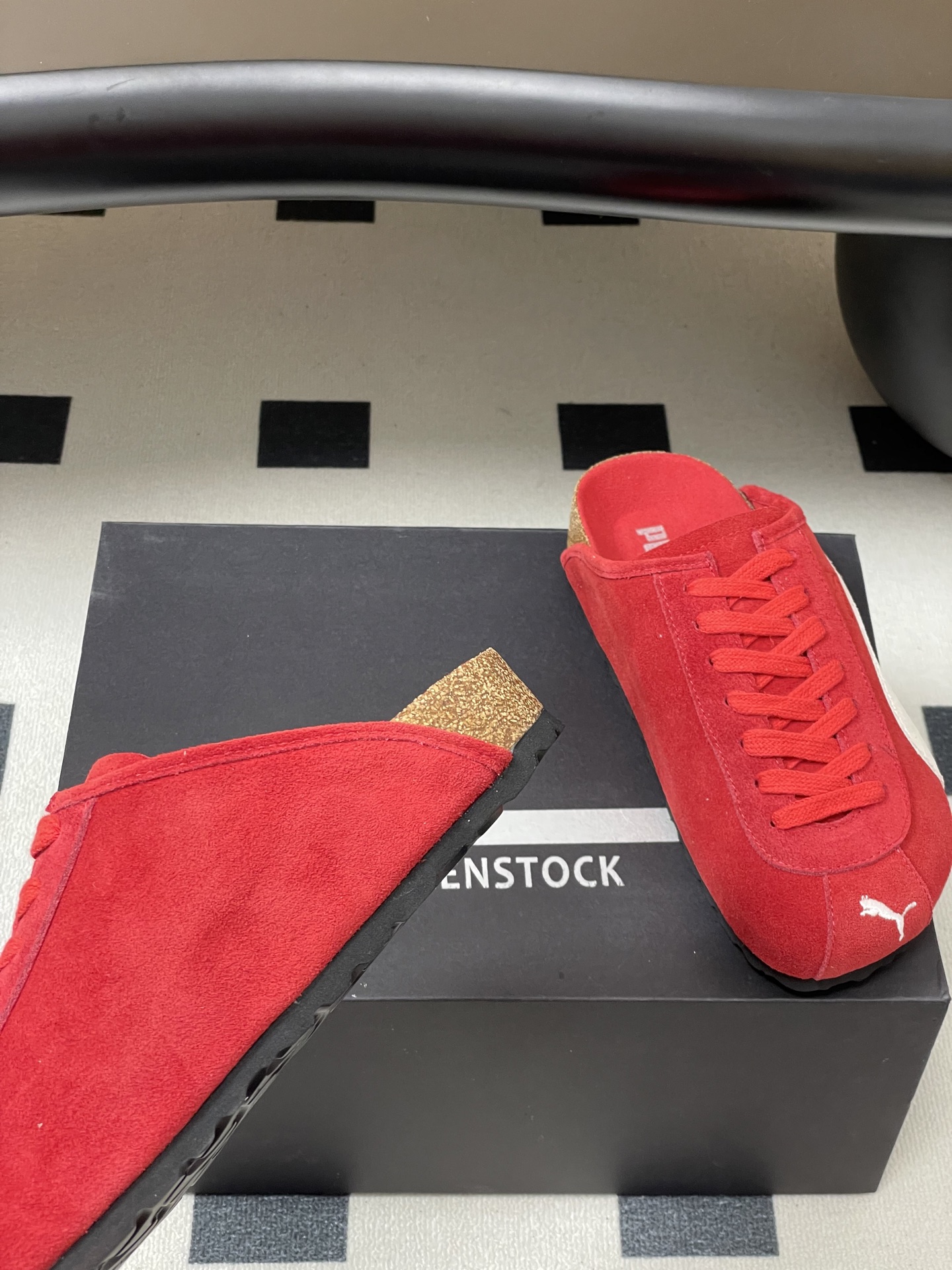 “Puma X Birkenstock Collaboration: Ultra-Soft Spedcat Sneakers with Flexibility and Style” - 图片 6