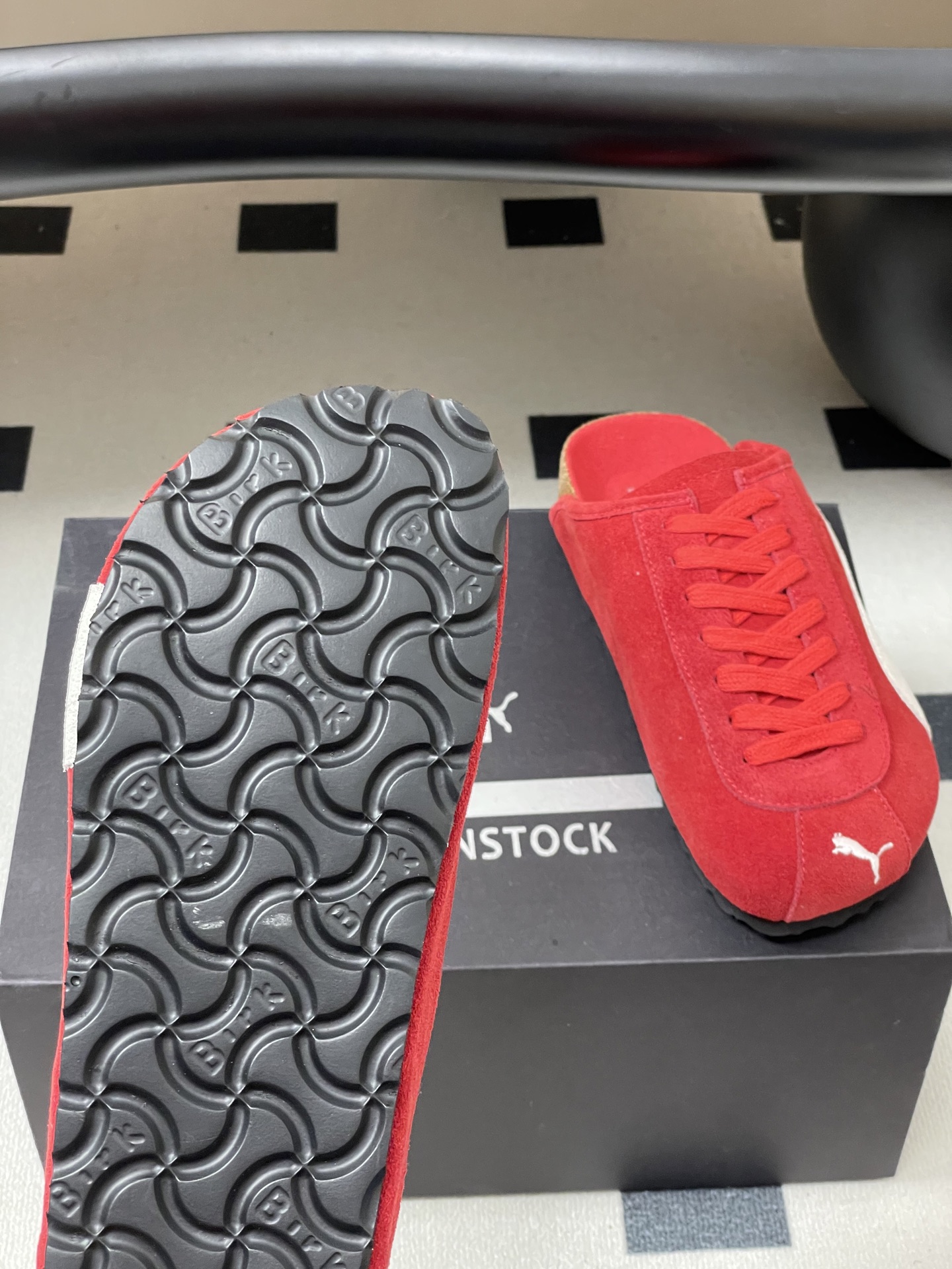 “Puma X Birkenstock Collaboration: Ultra-Soft Spedcat Sneakers with Flexibility and Style” - 图片 8