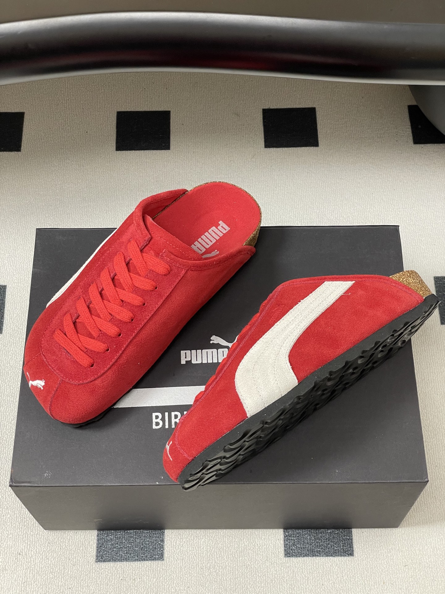 “Puma X Birkenstock Collaboration: Ultra-Soft Spedcat Sneakers with Flexibility and Style” - 图片 4