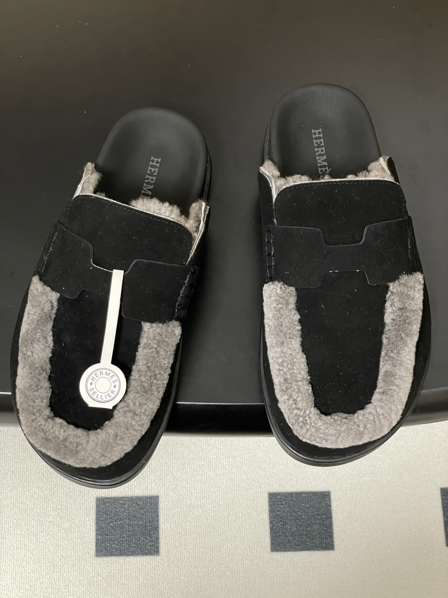 Hermès Hermes 爱马仕 H家 Go穆勒鞋系列 款二舅拖鞋穆勒羊毛半拖鞋休闲懒人鞋勃肯毛拖鞋