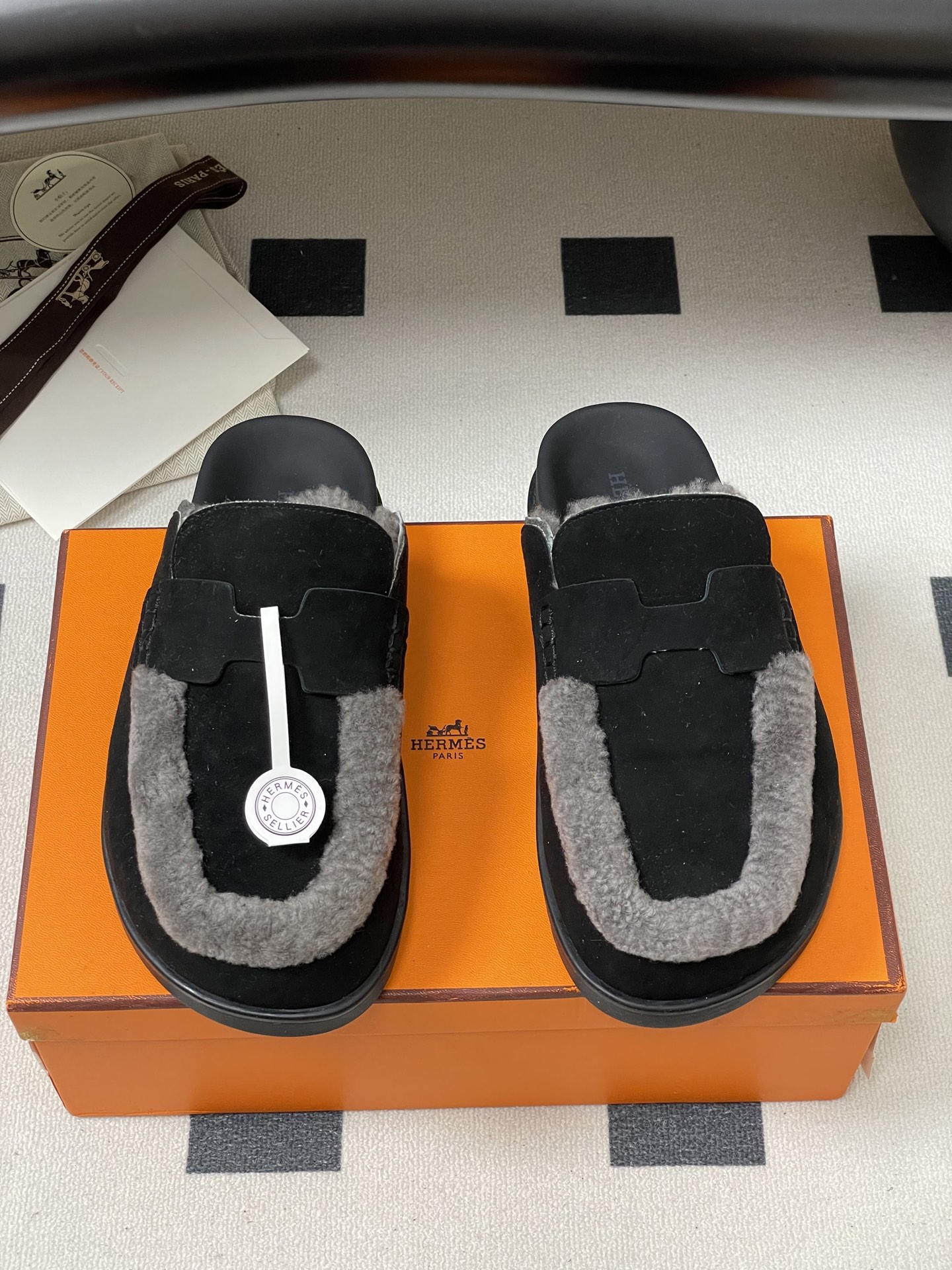 Hermès Hermes 爱马仕 H家 Go穆勒鞋系列 款二舅拖鞋穆勒羊毛半拖鞋休闲懒人鞋勃肯毛拖鞋