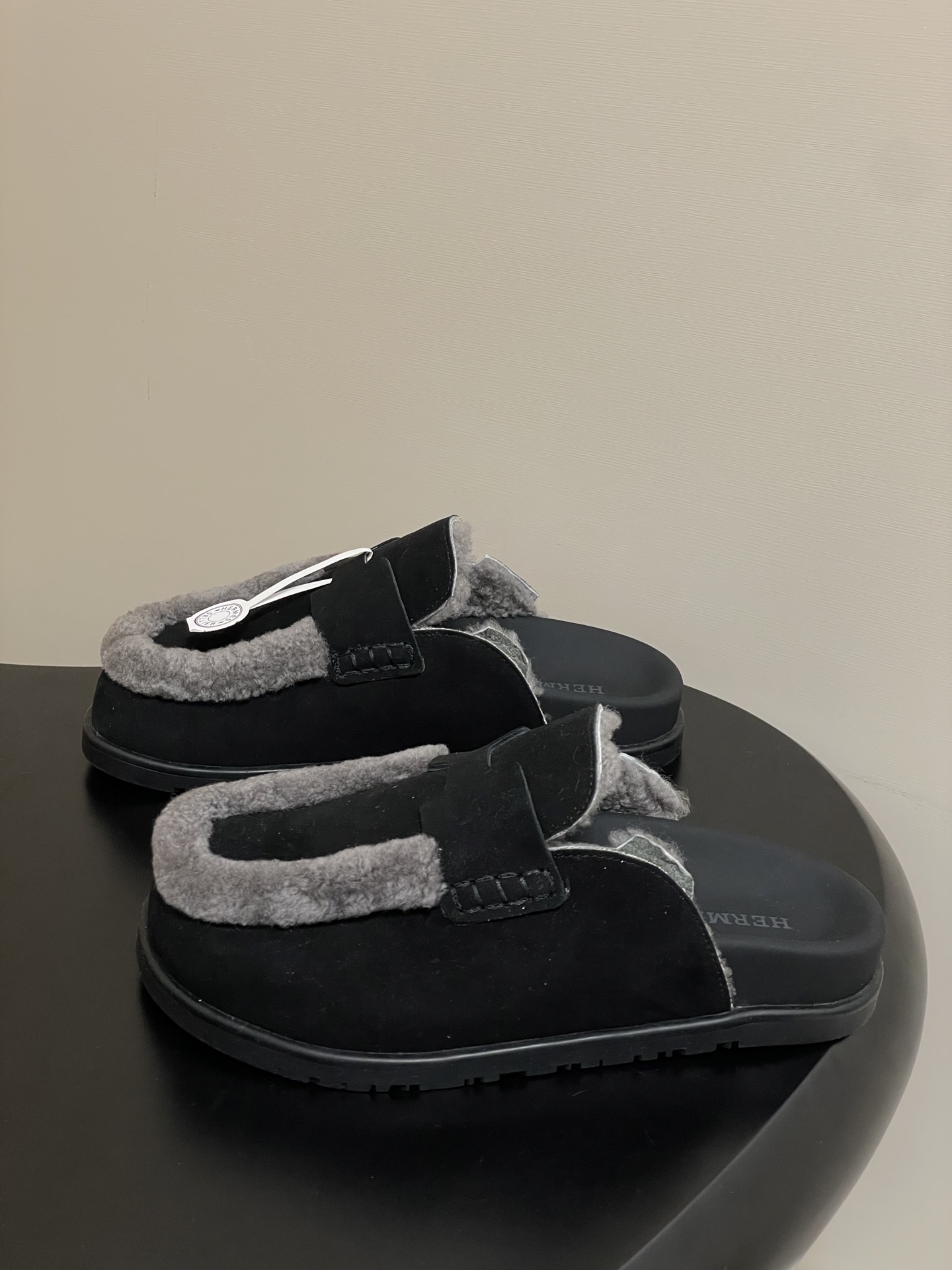Hermès Hermes 爱马仕 H家 Go穆勒鞋系列 款二舅拖鞋穆勒羊毛半拖鞋休闲懒人鞋勃肯毛拖鞋