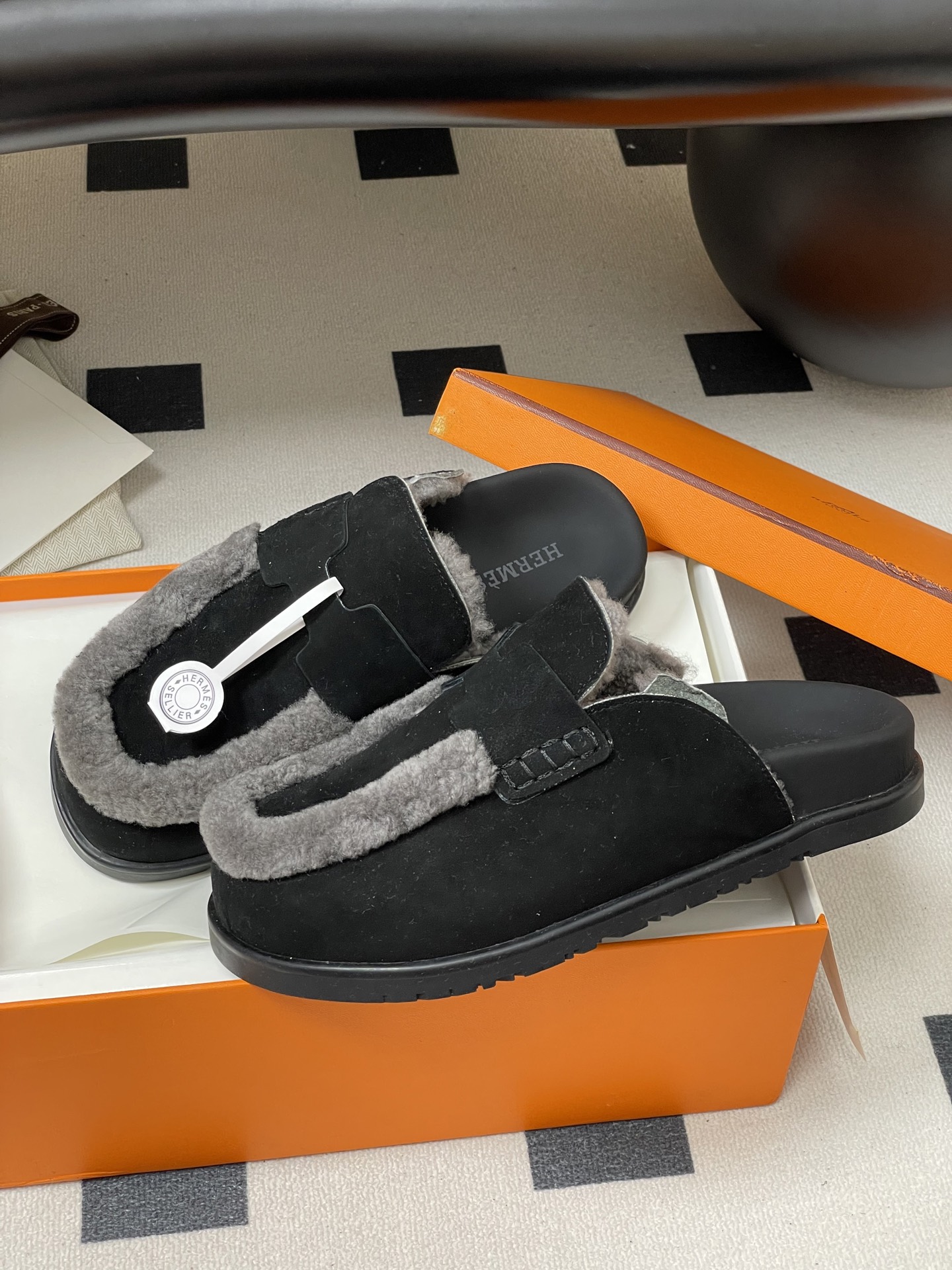 Hermès Hermes 爱马仕 H家 Go穆勒鞋系列 款二舅拖鞋穆勒羊毛半拖鞋休闲懒人鞋勃肯毛拖鞋