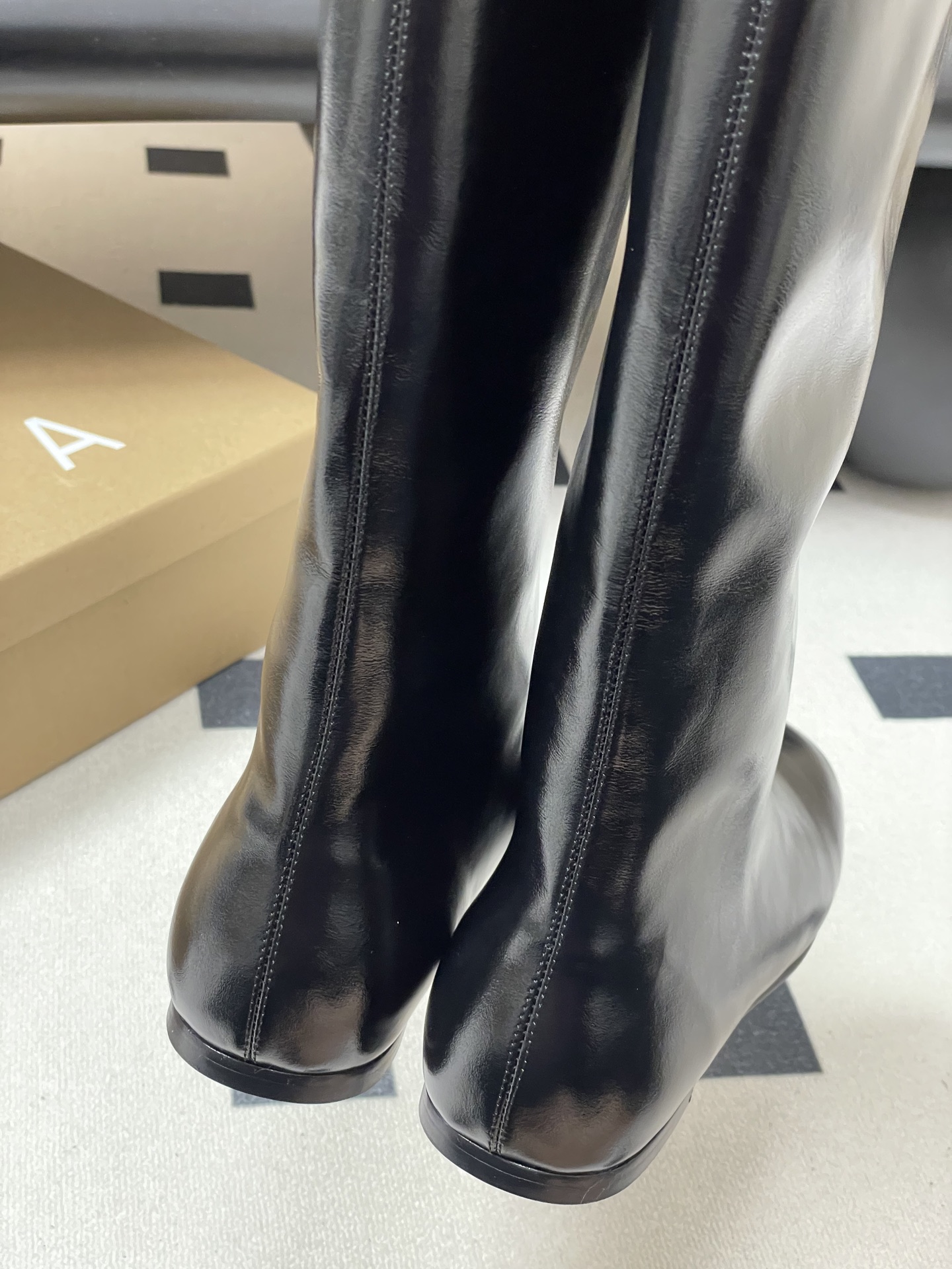 “Miista 25SS Autumn Winter Boots Collection: Stylish French Street Style with Custom Oil Skin and Italian Leather” - 图片 9