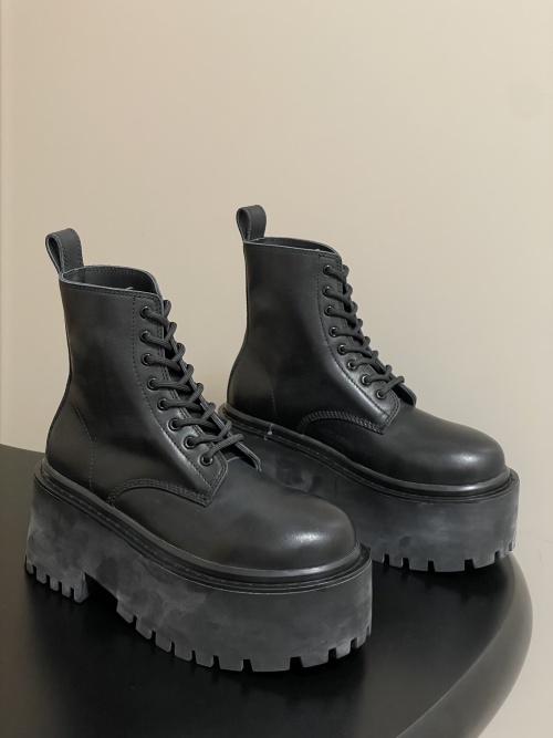 Balenciaga Strike Women's Platform Ankle Boots Distressed Lace-Up 11 Balenciaga Strike Women's Platform Ankle Boots Distressed Lace-Up