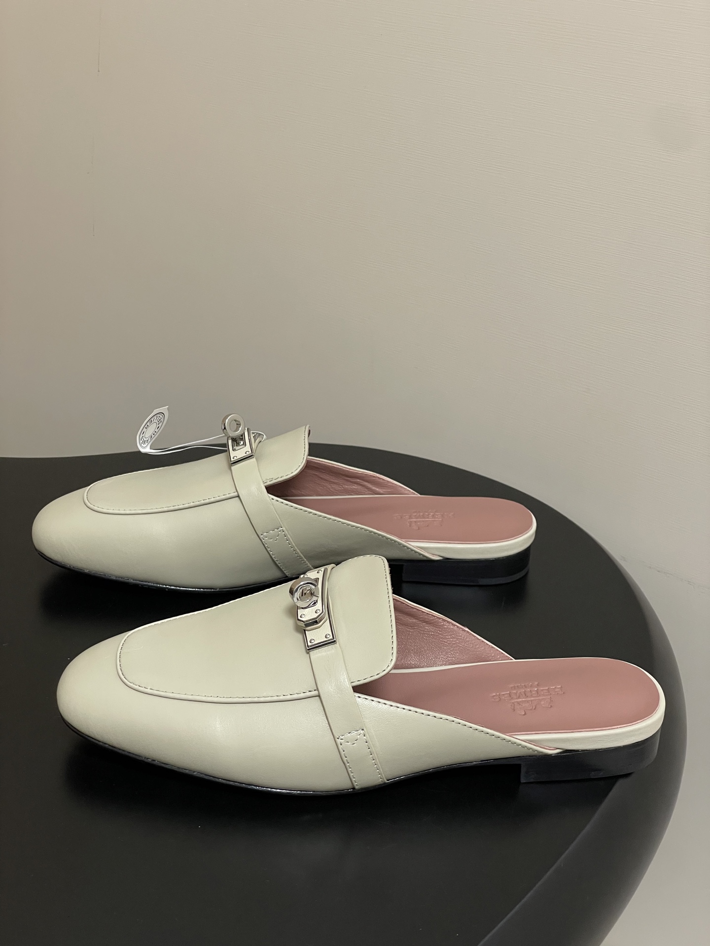 Hermes Women's Oz Mule: Kelly Buckle, Calfskin Leather, Slip-On Sandal 4 i1756157402199 1532 0 1