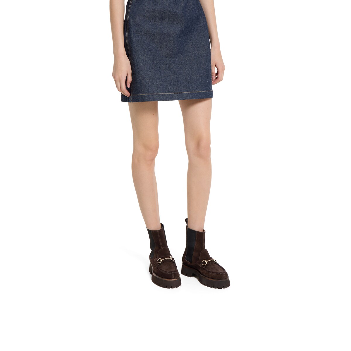 NO:486018,#When you step on the thick sole, the aura will be filled directly. When you go out on the street in autumn and winter, you will win a lot. Wear coats and skirts are great. Wear 'cheaters' in autumn and winter, and half-drag boots, boots, skirts19860909#厚底一踩,气场直接拉满,秋冬出街,穿它就赢很大 搭大衣、裙装都绝,秋冬穿搭“作弊器”,靴子半拖,boots,skirts,Women's Shoes