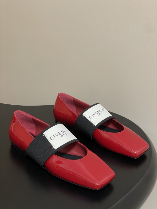 Givenchy Sliced Square Ballet Flats - Elegant Patent Leather Mary Janes 2 Givenchy Sliced Square Ballet Flats - Elegant Patent Leather Mary Janes