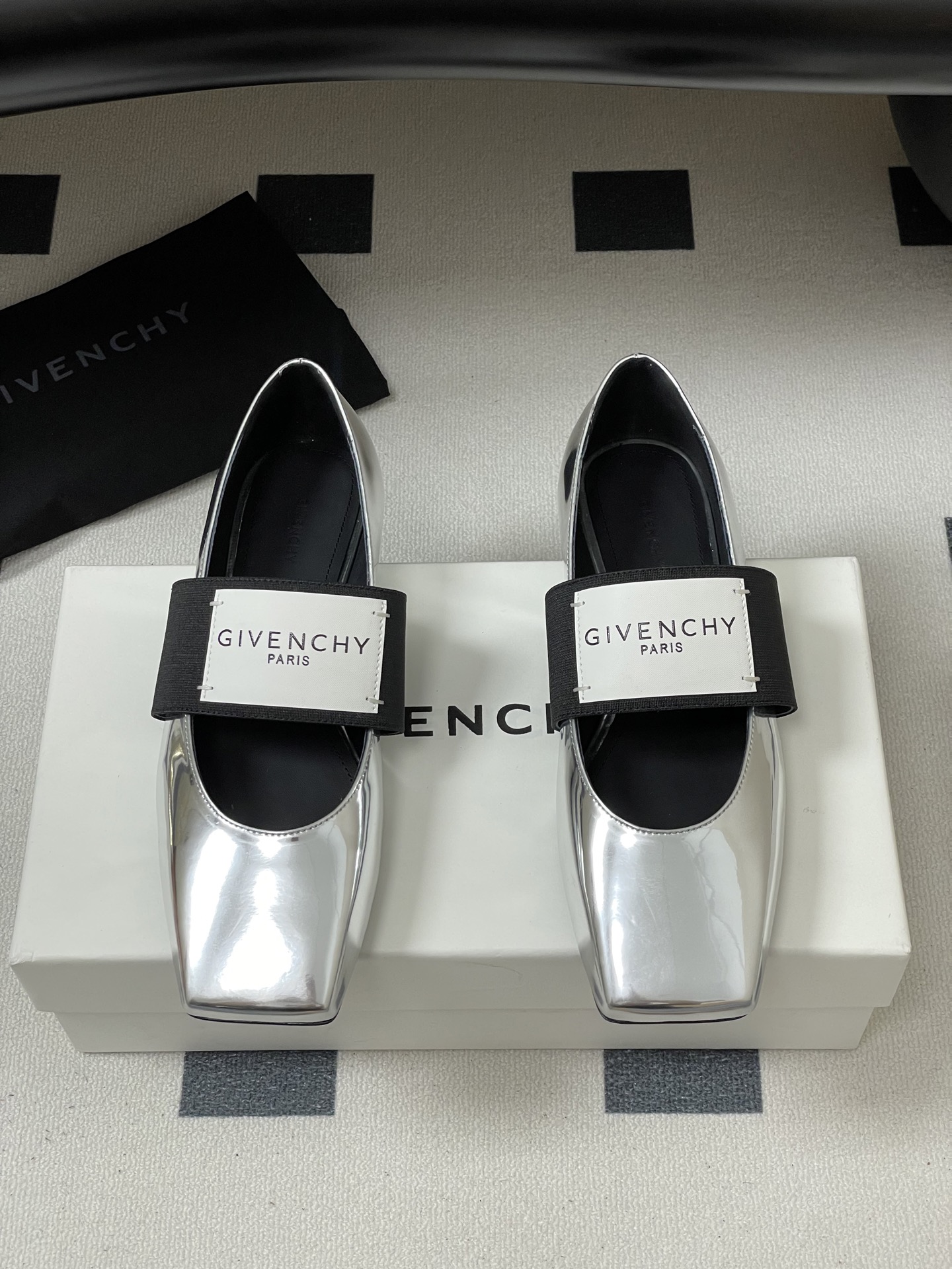 Givenchy Sliced Square Ballet Flats - Silver Leather Mary Janes 6 i1757879298679 3517 0 3