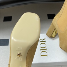 25Ss秋冬新款Dior 迪奥D-Art 带跟靴子系列金属字母跟及踝靴松紧粗跟短靴CD弹力高靴骑士直筒靴 这款 D-Ar 25Ss秋冬新款Dior 迪奥D-Art 带跟靴子系列金属字母跟及踝靴松紧粗跟短靴CD弹力高靴骑士直筒靴 这款 D-Ar