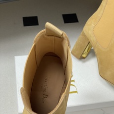 25Ss秋冬新款Dior 迪奥D-Art 带跟靴子系列金属字母跟及踝靴松紧粗跟短靴CD弹力高靴骑士直筒靴 这款 D-Ar 25Ss秋冬新款Dior 迪奥D-Art 带跟靴子系列金属字母跟及踝靴松紧粗跟短靴CD弹力高靴骑士直筒靴 这款 D-Ar