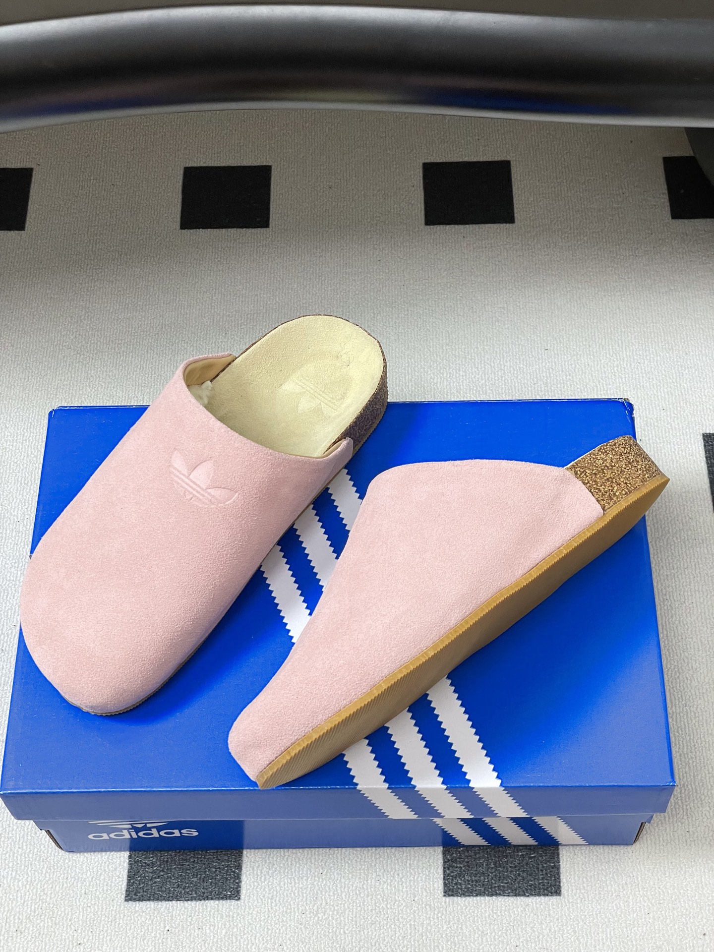 Unknown Adidas 阿迪达斯勃肯鞋 羊毛穆勒鞋 毛毛半拖鞋