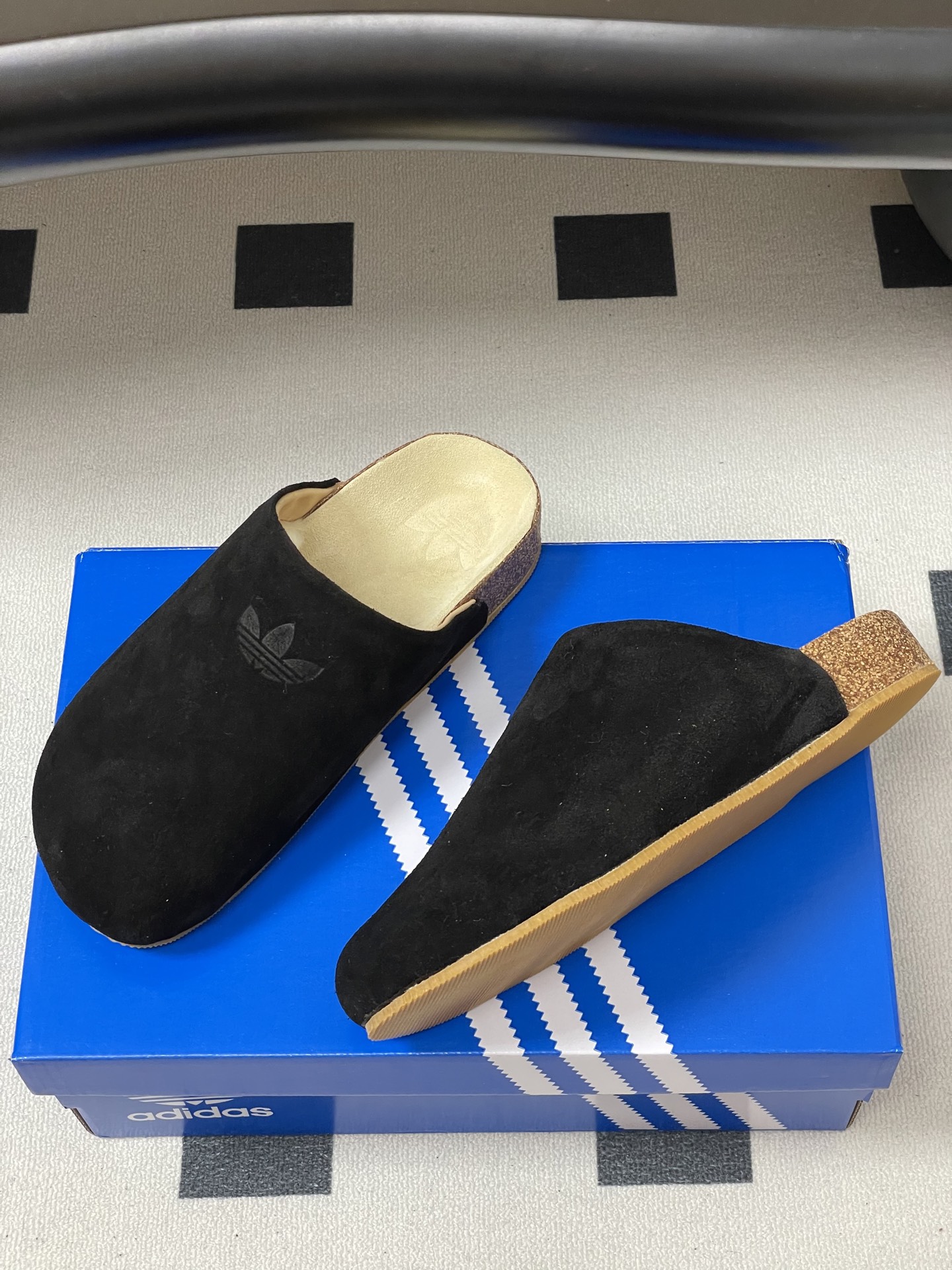 Unknown Adidas 阿迪达斯勃肯鞋 羊毛穆勒鞋 毛毛半拖鞋
