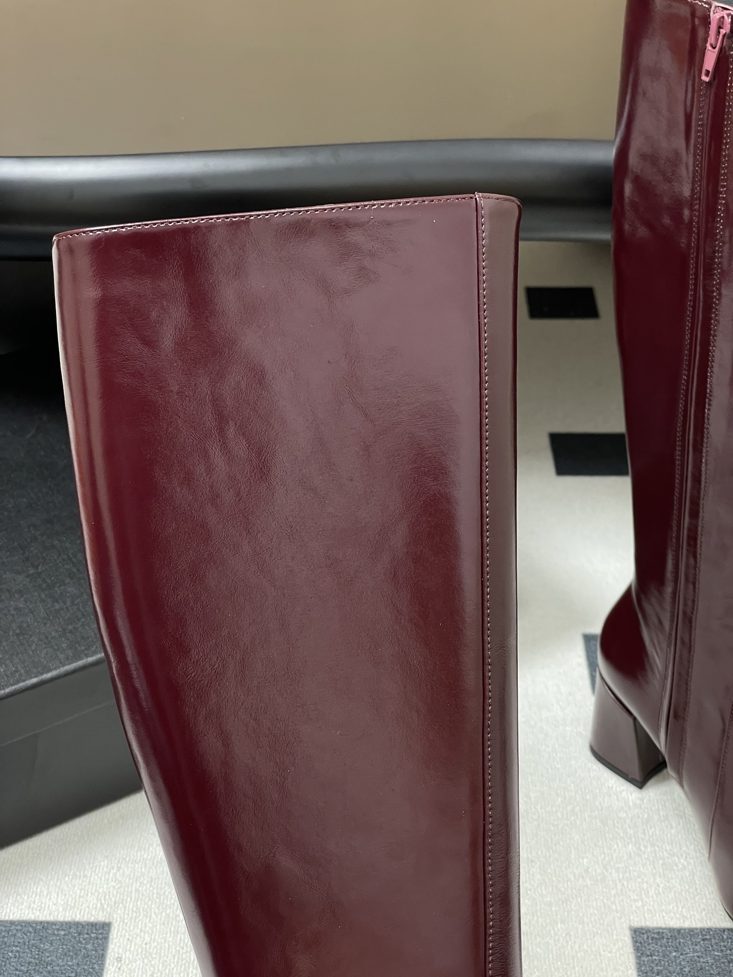 顶级品质 Saint Laurent fw25 new arrival~ YSL圣罗兰秋冬新款侧拉高跟长靴粗跟亮面高靴 顶级品质 Saint Laurent fw25 new arrival~ YSL圣罗兰秋冬新款侧拉高跟长靴粗跟亮面高靴
