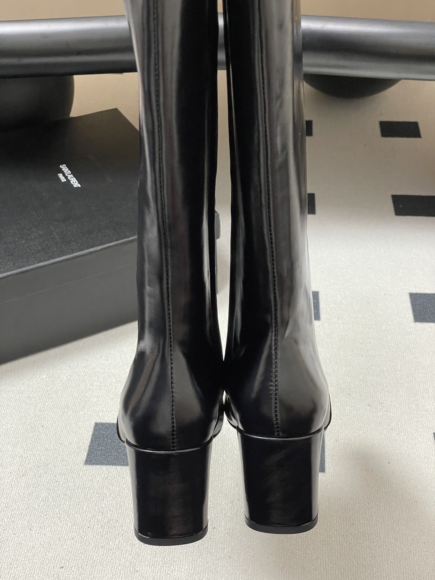 顶级品质 Saint Laurent fw25 new arrival~ YSL圣罗兰秋冬新款侧拉高跟长靴粗跟亮面高靴 顶级品质 Saint Laurent fw25 new arrival~ YSL圣罗兰秋冬新款侧拉高跟长靴粗跟亮面高靴