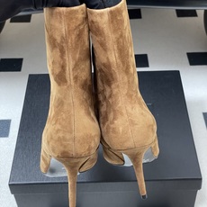 顶级品质 Saint Laurent fw25 new arrival~ YSL圣罗兰秋冬新款侧拉链高跟及踝靴尖头细跟短 顶级品质 Saint Laurent fw25 new arrival~ YSL圣罗兰秋冬新款侧拉链高跟及踝靴尖头细跟短