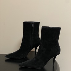 顶级品质 Saint Laurent fw25 new arrival~ YSL圣罗兰秋冬新款侧拉链高跟及踝靴尖头细跟短 顶级品质 Saint Laurent fw25 new arrival~ YSL圣罗兰秋冬新款侧拉链高跟及踝靴尖头细跟短