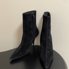 顶级品质 Saint Laurent fw25 new arrival~ YSL圣罗兰秋冬新款侧拉链高跟及踝靴尖头细跟短 顶级品质 Saint Laurent fw25 new arrival~ YSL圣罗兰秋冬新款侧拉链高跟及踝靴尖头细跟短