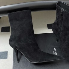 顶级品质 Saint Laurent fw25 new arrival~ YSL圣罗兰秋冬新款侧拉链高跟及踝靴尖头细跟短 顶级品质 Saint Laurent fw25 new arrival~ YSL圣罗兰秋冬新款侧拉链高跟及踝靴尖头细跟短