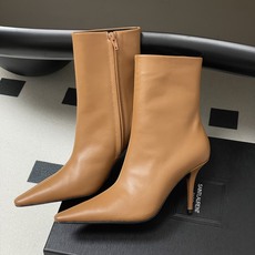 顶级品质 Saint Laurent fw25 new arrival~ YSL圣罗兰秋冬新款侧拉链高跟及踝靴尖头细跟短 顶级品质 Saint Laurent fw25 new arrival~ YSL圣罗兰秋冬新款侧拉链高跟及踝靴尖头细跟短