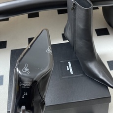 顶级品质 Saint Laurent fw25 new arrival~ YSL圣罗兰秋冬新款侧拉链高跟及踝靴尖头细跟短 顶级品质 Saint Laurent fw25 new arrival~ YSL圣罗兰秋冬新款侧拉链高跟及踝靴尖头细跟短