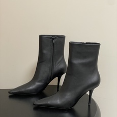 顶级品质 Saint Laurent fw25 new arrival~ YSL圣罗兰秋冬新款侧拉链高跟及踝靴尖头细跟短 顶级品质 Saint Laurent fw25 new arrival~ YSL圣罗兰秋冬新款侧拉链高跟及踝靴尖头细跟短