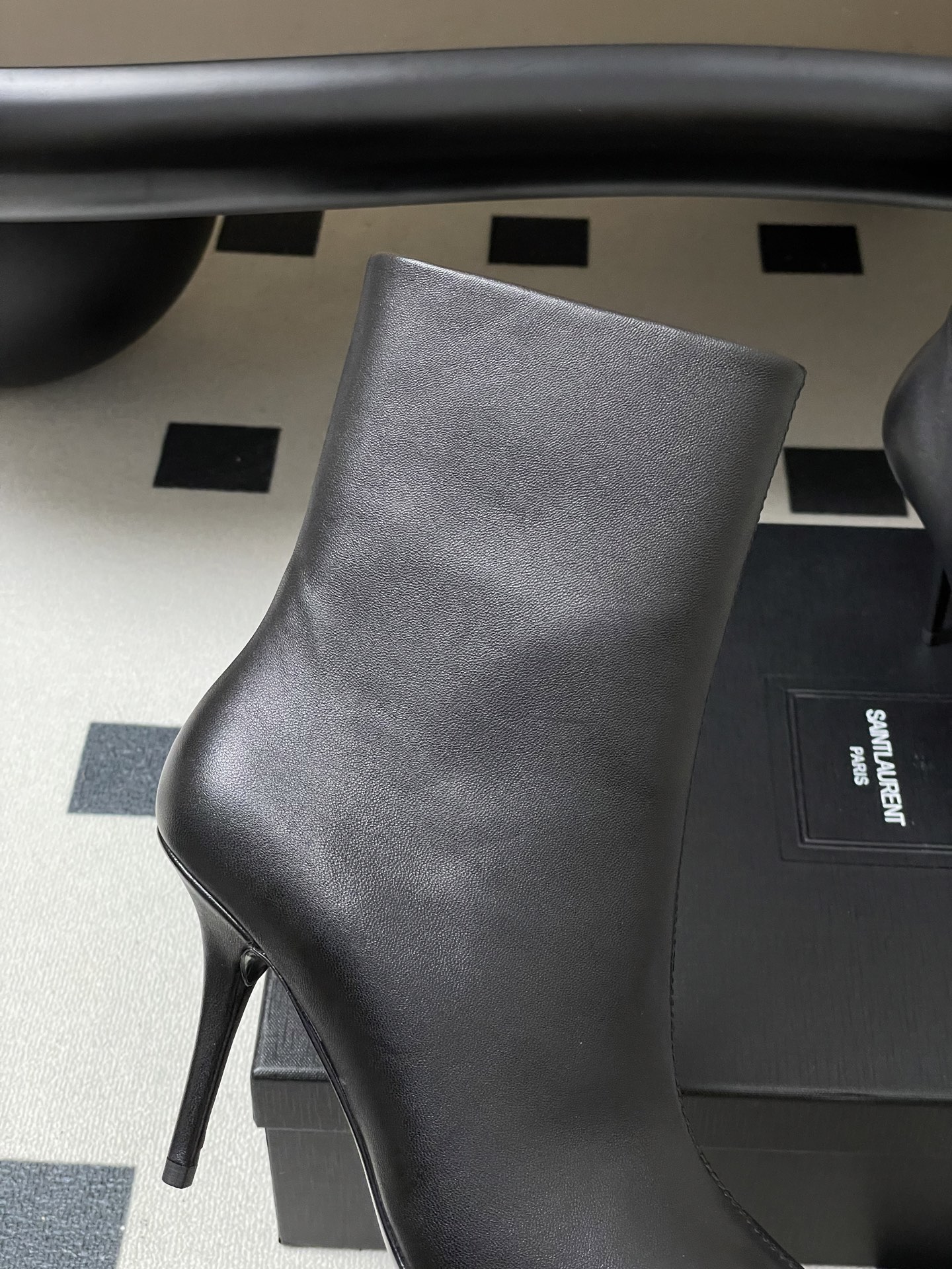 顶级品质 Saint Laurent fw25 new arrival~ YSL圣罗兰秋冬新款侧拉链高跟及踝靴尖头细跟短 顶级品质 Saint Laurent fw25 new arrival~ YSL圣罗兰秋冬新款侧拉链高跟及踝靴尖头细跟短