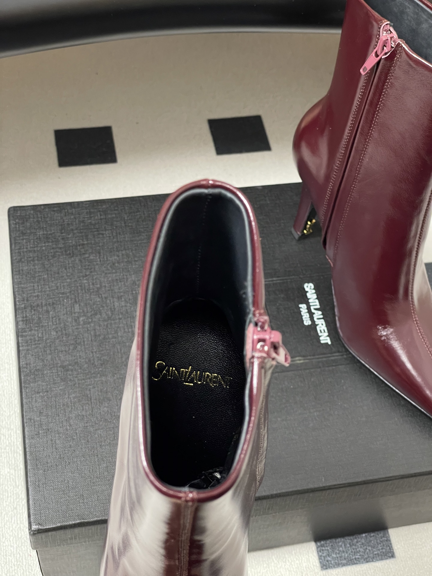 顶级品质 Saint Laurent fw25 new arrival～ YSL圣罗兰秋冬新款侧拉链高跟及踝靴锥形跟短靴
