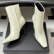 顶级品质 Saint Laurent fw25 new arrival~ YSL圣罗兰秋冬新款侧拉链高跟及踝靴锥形跟短靴 顶级品质 Saint Laurent fw25 new arrival~ YSL圣罗兰秋冬新款侧拉链高跟及踝靴锥形跟短靴