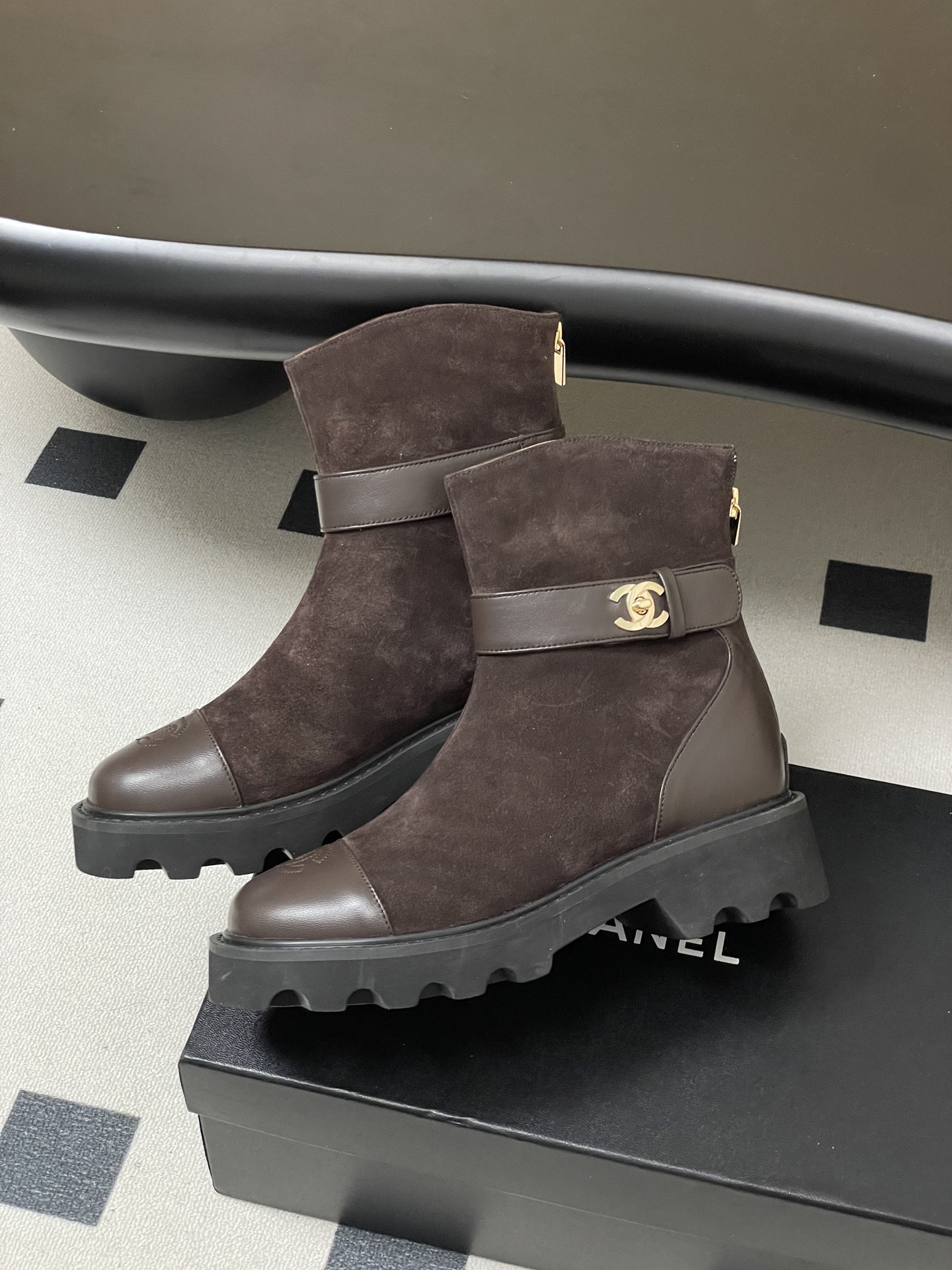 Chanel Suede Ankle Boots with CC Buckle - Elegant Two-Tone Design 5 i1764790463511 2123 0 3